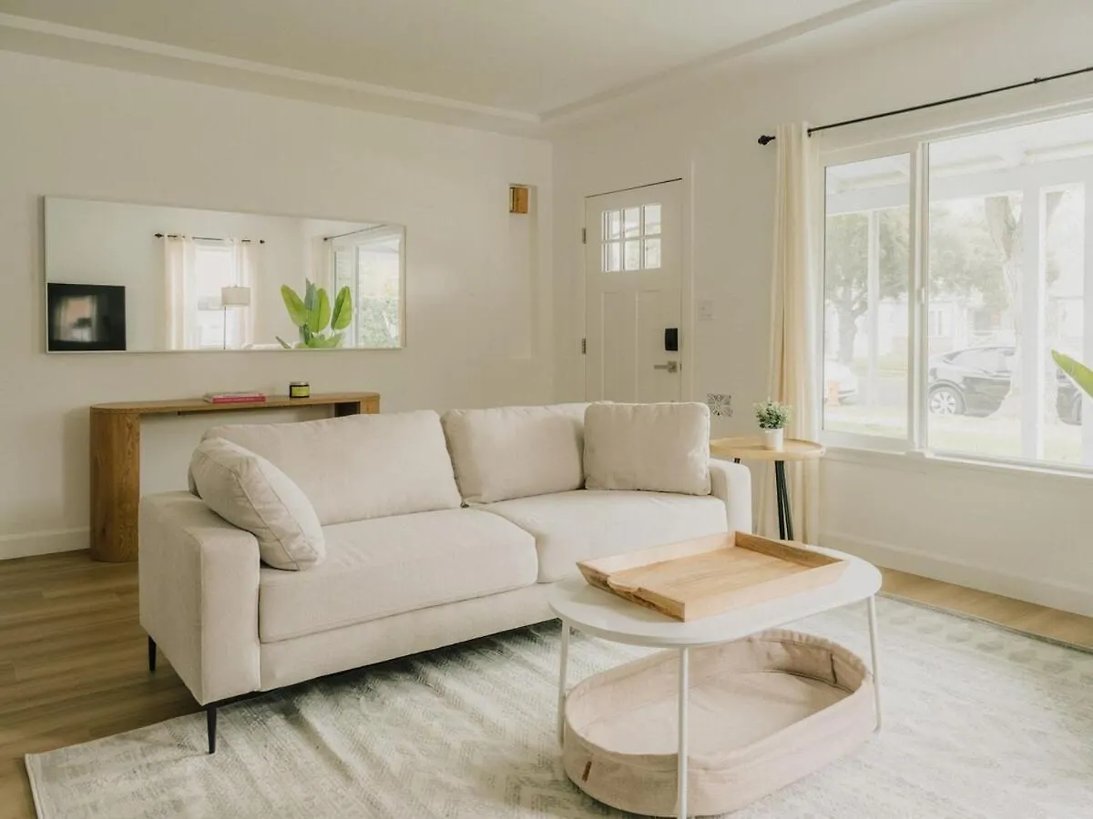 Holiday home The Nostalgic Escape 3Br 2B Near Hollywood La Villa Burbank